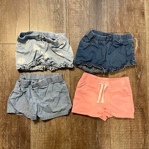 ☕️Set of 4 Carter’s 5T shorts